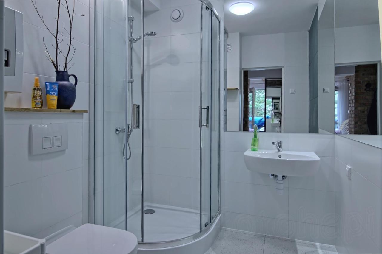 Pokoje I Apartamenty Przy Sosnowej Poddąbie Exteriör bild