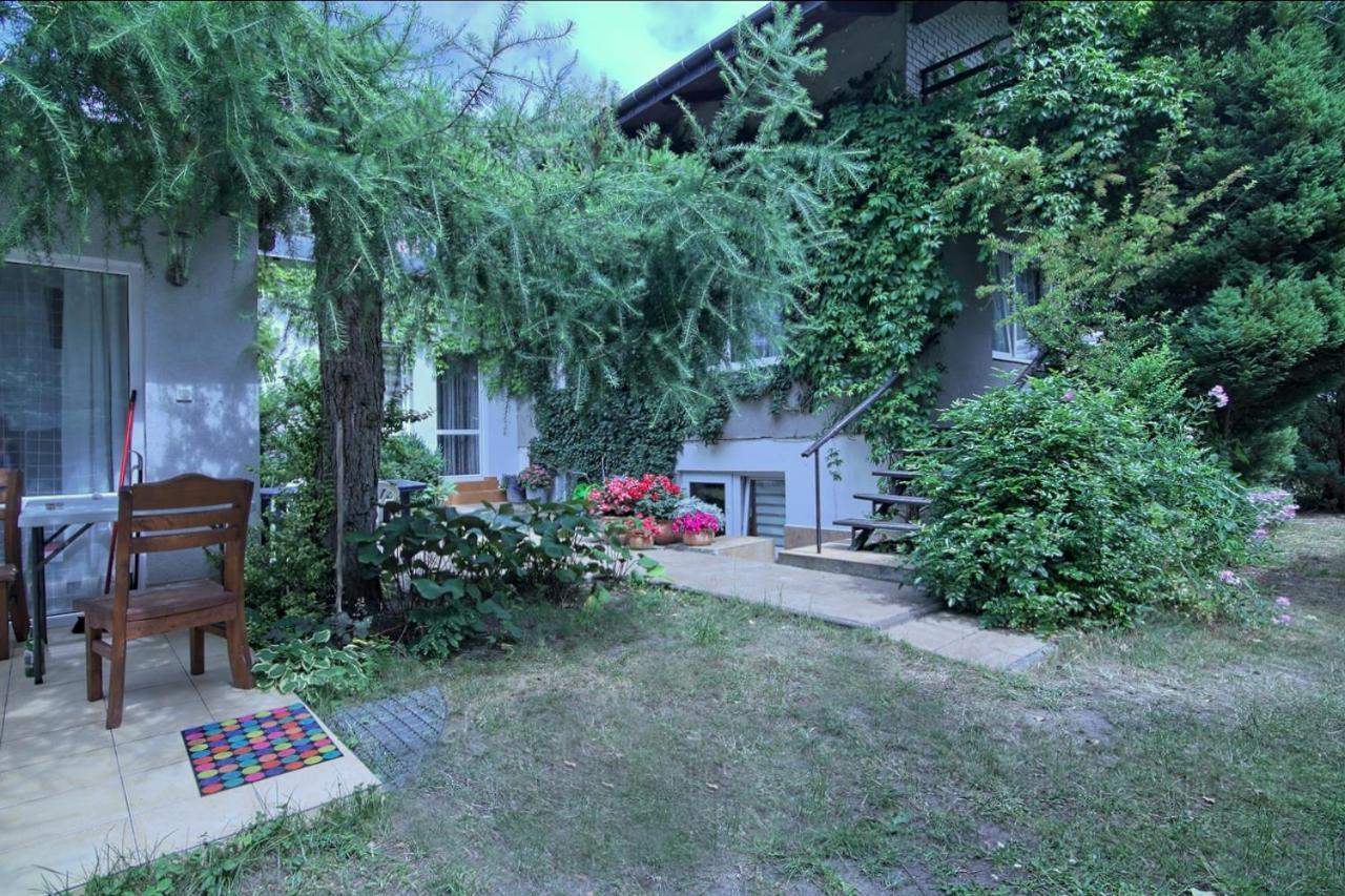 Pokoje I Apartamenty Przy Sosnowej Poddąbie Exteriör bild