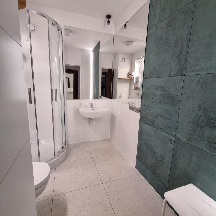 Pokoje I Apartamenty Przy Sosnowej Poddąbie Exteriör bild