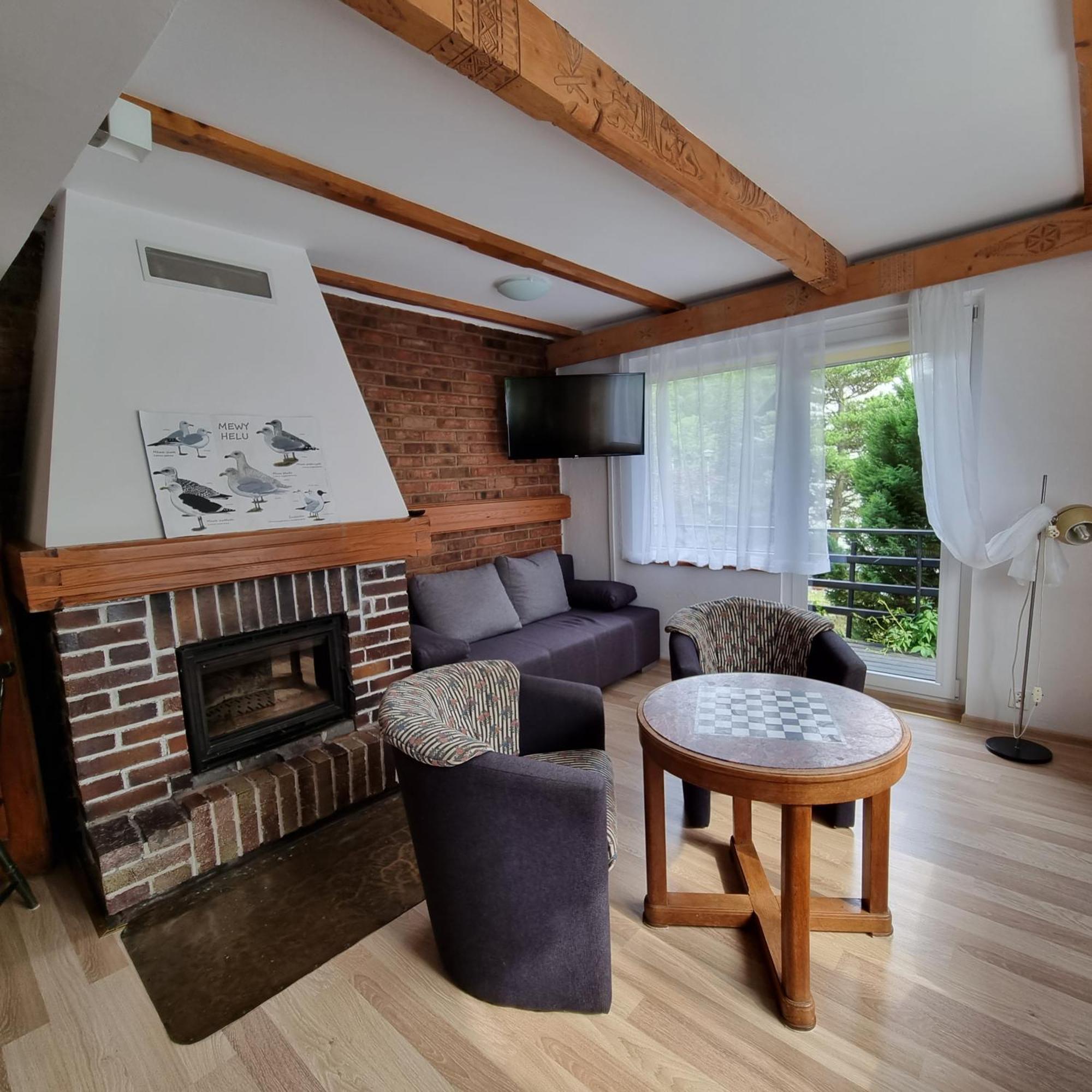 Pokoje I Apartamenty Przy Sosnowej Poddąbie Exteriör bild