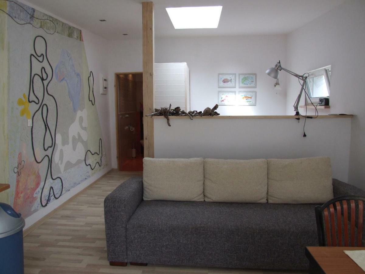 Pokoje I Apartamenty Przy Sosnowej Poddąbie Exteriör bild